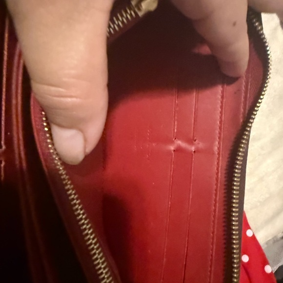 SOLD‼️‼️‼️‼️Louis Vuitton Cherry Red Monogram Wallet - Picture 7 of 10